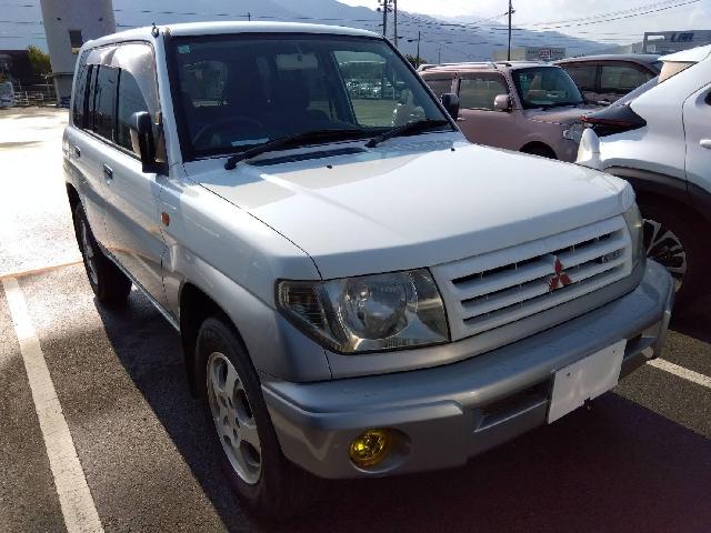 Mitsubishi Pajero iO 4