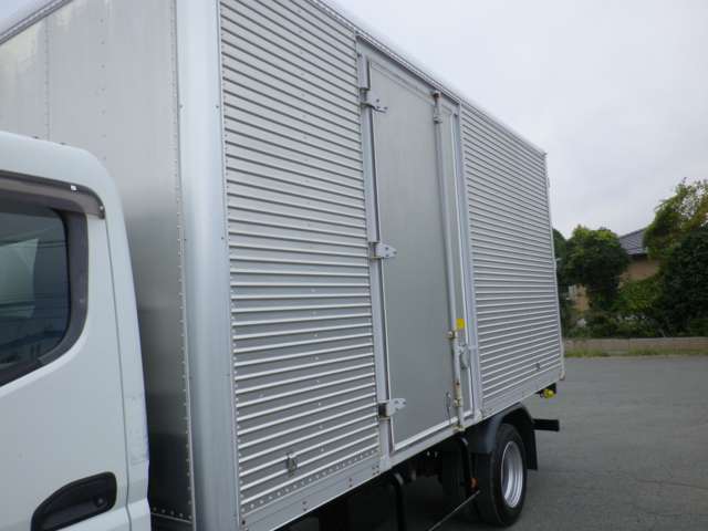 Mitsubishi Fuso Canter 7