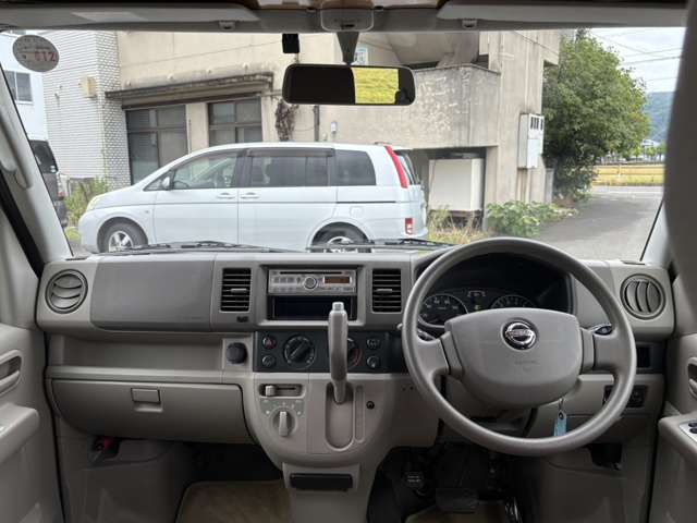 Nissan NV100 Clipper 11