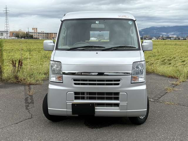 Nissan NV100 Clipper 2