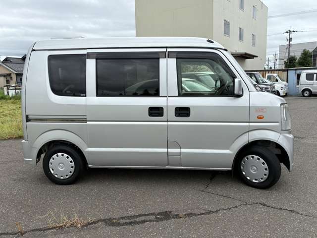 Nissan NV100 Clipper 7