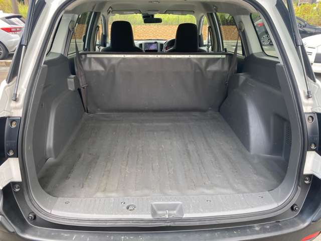 Nissan NV150 AD 8