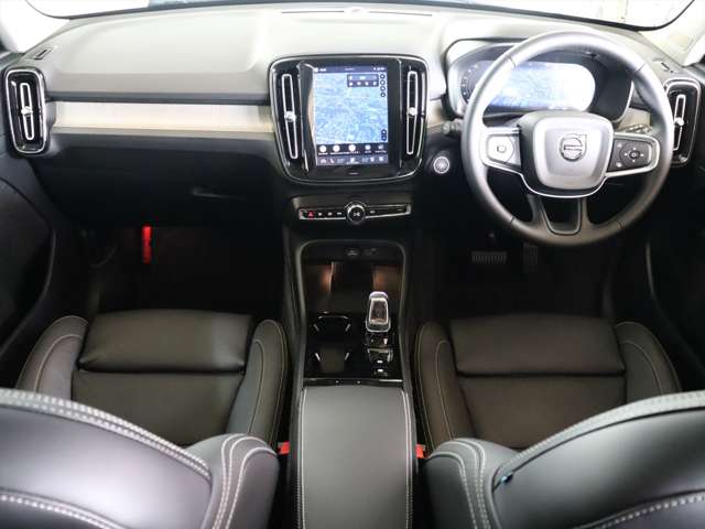 Volvo XC40 5
