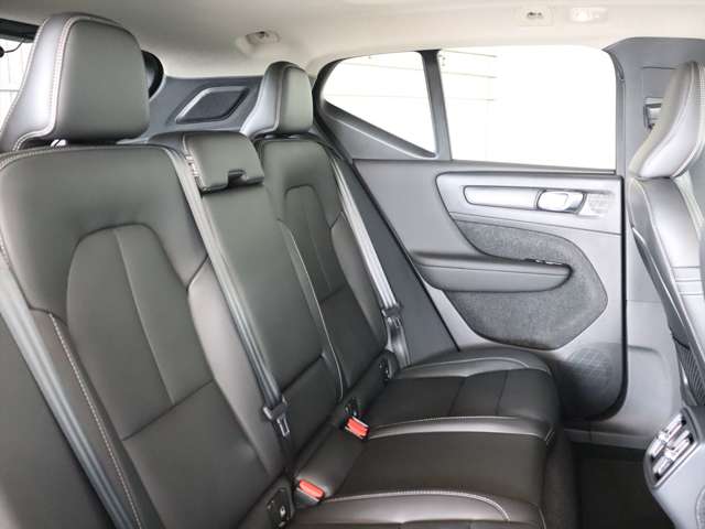 Volvo XC40 8