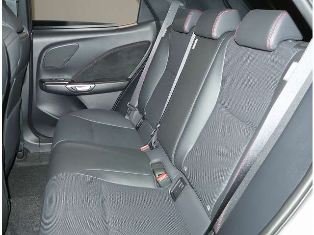 Lexus LBX 6