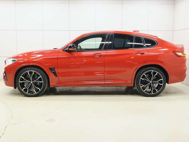 BMW X4 M 8