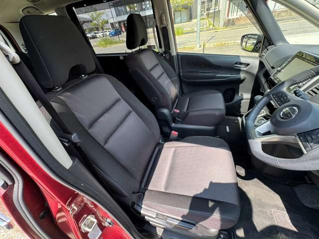 Nissan Serena 12