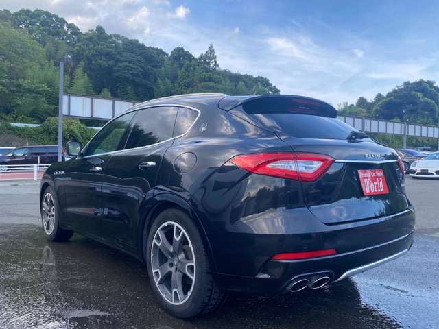 Maserati Levante 4