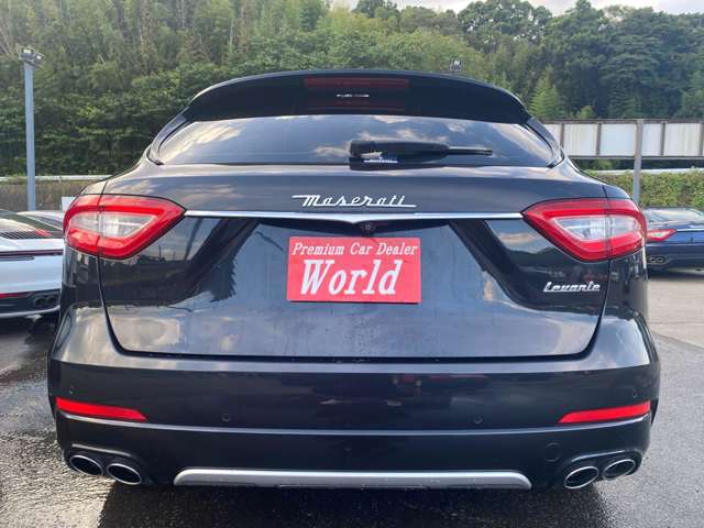 Maserati Levante 5