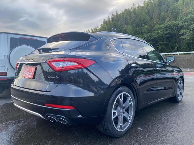 Maserati Levante 6