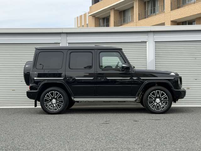 Mercedes-Benz G-Class 10