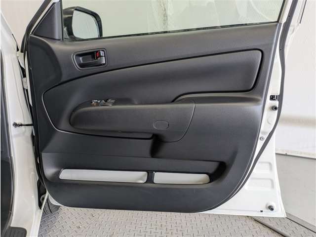 Toyota Probox Van 11