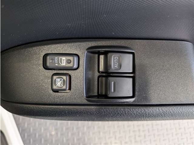Toyota Probox Van 12