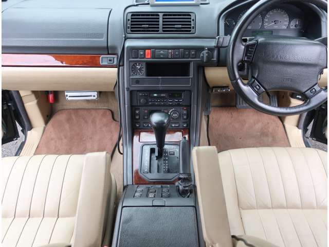Land Rover Range Rover 3