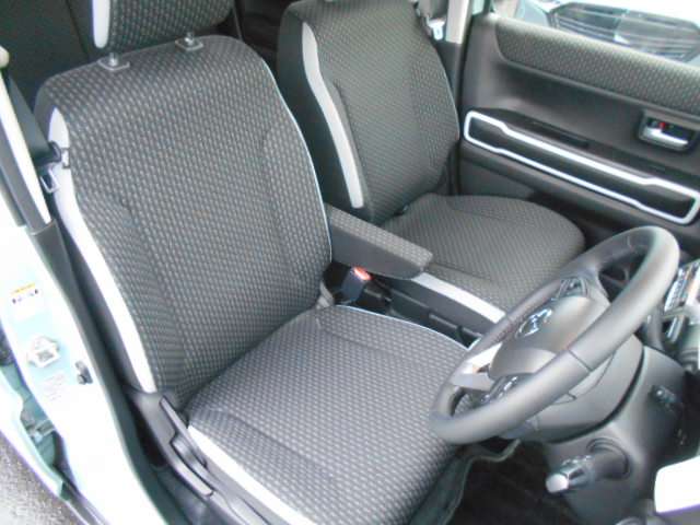 Mazda Flair Crossover 8