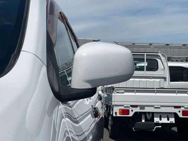 Nissan AD 11
