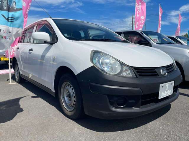 Nissan AD 4
