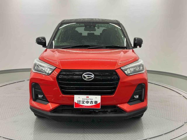 Daihatsu Rocky 12