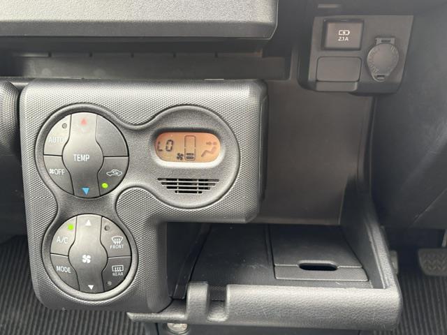 Toyota Probox Van 8