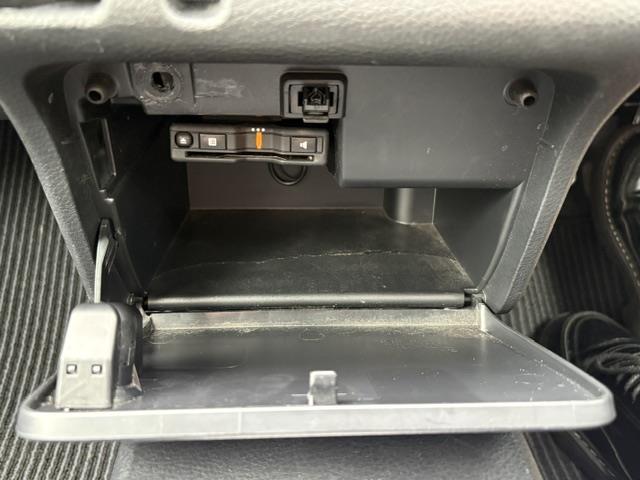 Toyota Probox Van 9
