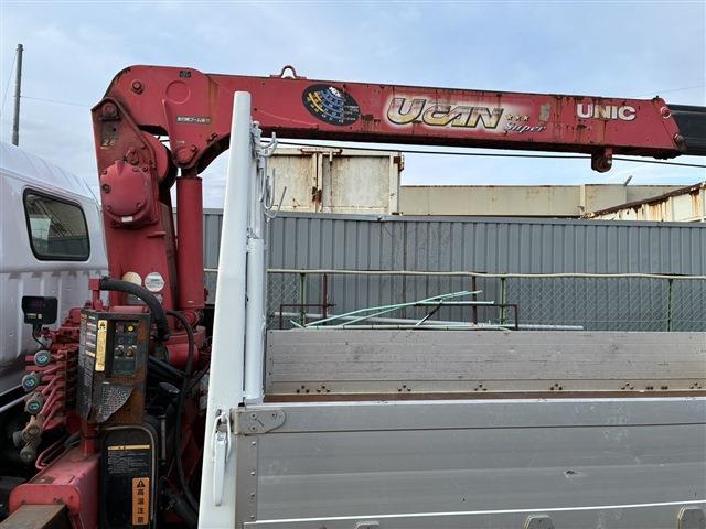 Mitsubishi Fuso Canter 8
