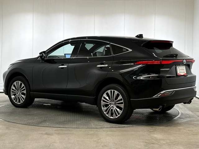 Toyota Harrier 5