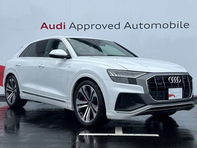 Audi Q8 8
