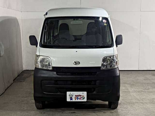 Daihatsu Hijet Cargo 6