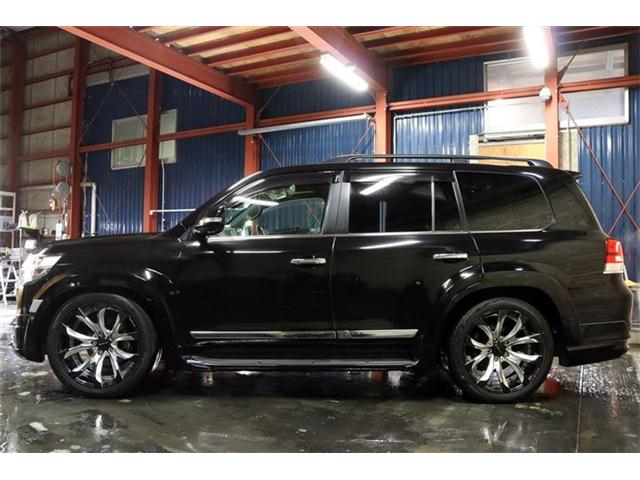 Toyota Land Cruiser 200 5