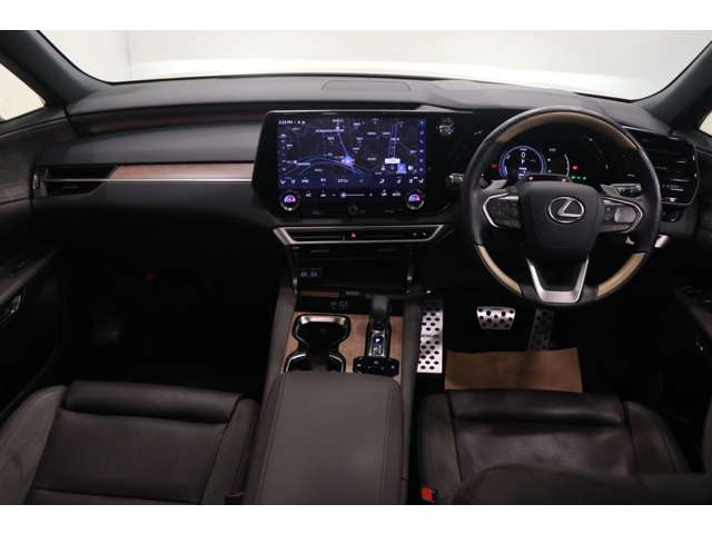 Lexus RX 9