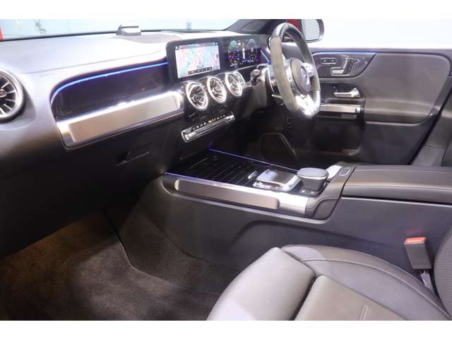 Mercedes-Benz GLB 5