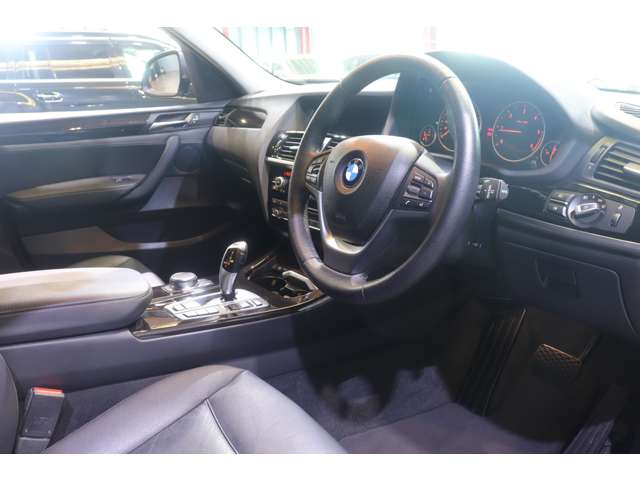 BMW X3 7