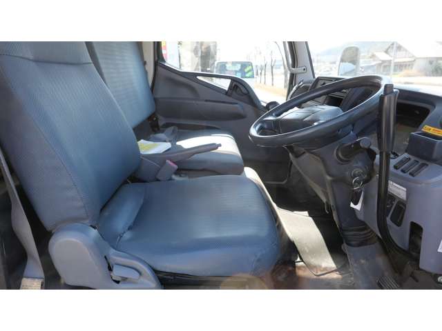 Mitsubishi Fuso Canter 12