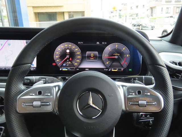 Mercedes-Benz G-Class 12
