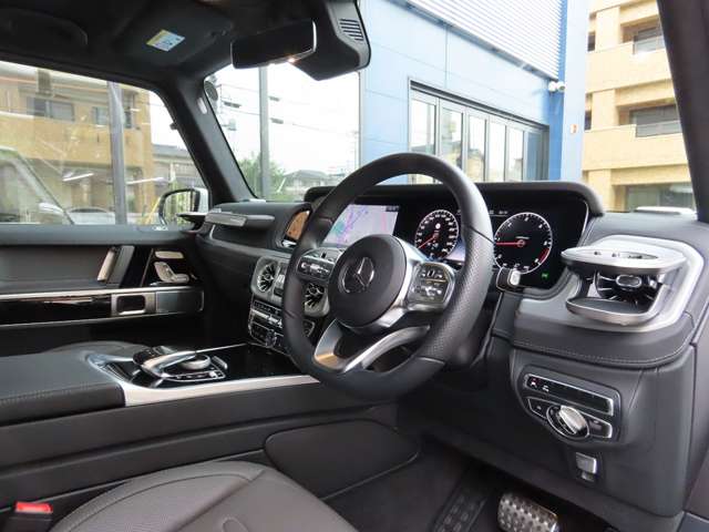 Mercedes-Benz G-Class 3