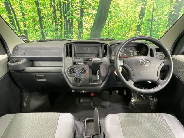 Toyota Town Ace Van 2