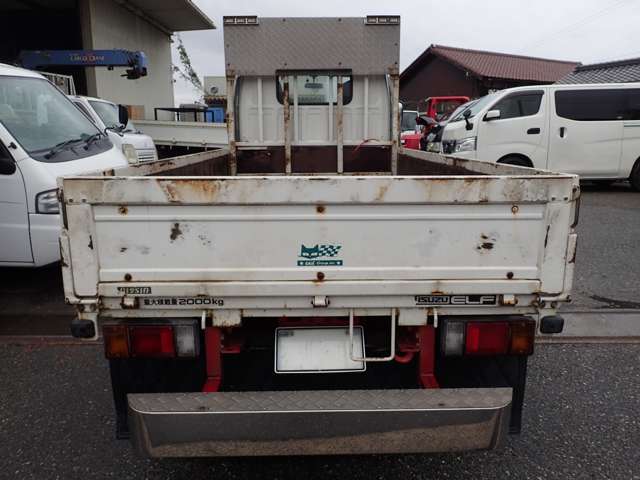 Isuzu Elf 5