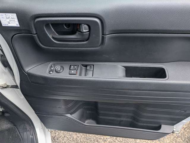 Honda N-VAN 8
