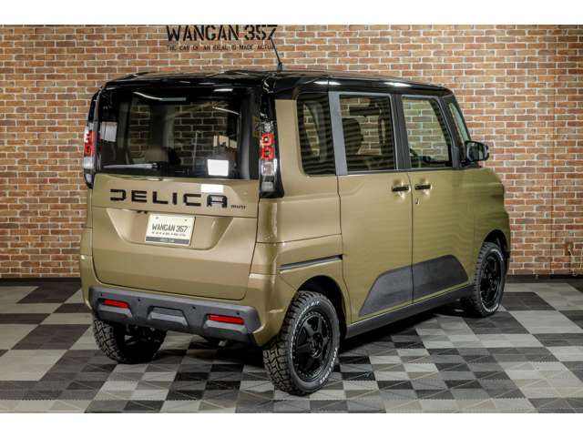 Mitsubishi Delica Mini 7