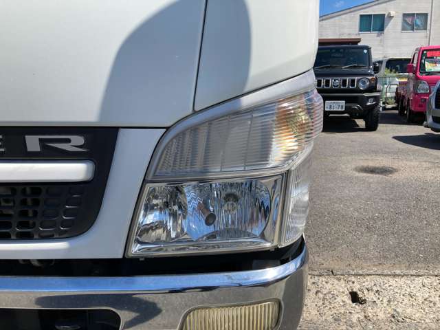 Mitsubishi Fuso Canter 7