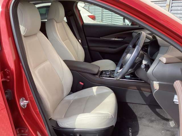 Mazda CX-30 11