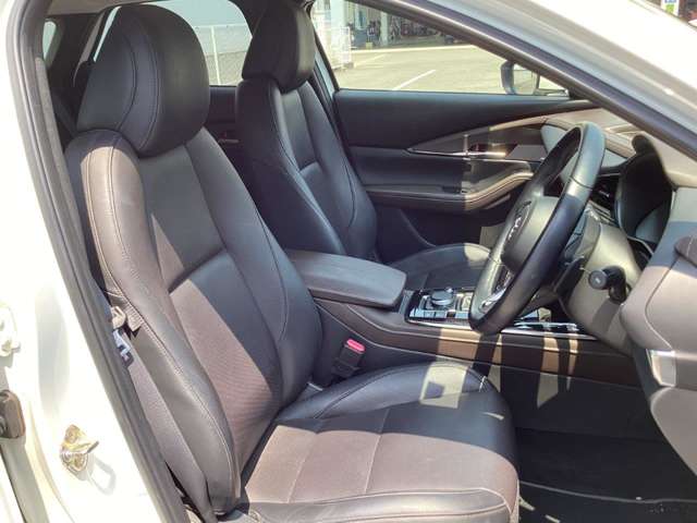 Mazda CX-30 9