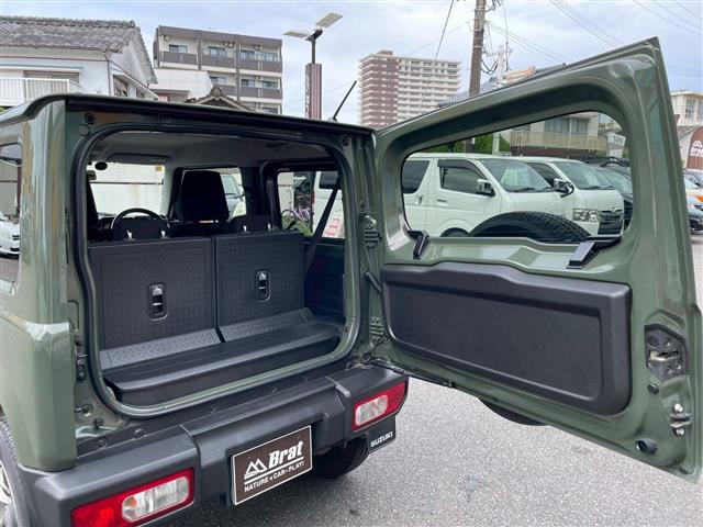 Suzuki Jimny 11