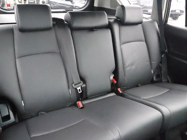 Toyota Land Cruiser Prado 9