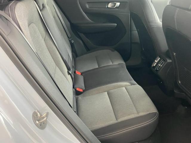 Volvo XC40 8
