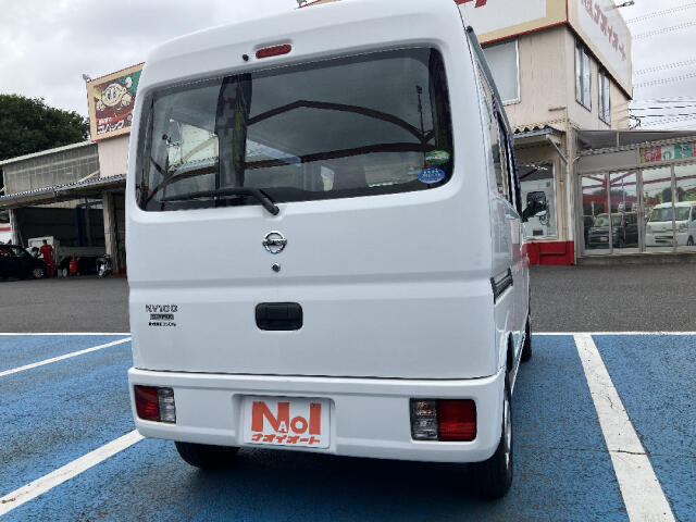 Nissan NV100 Clipper 6