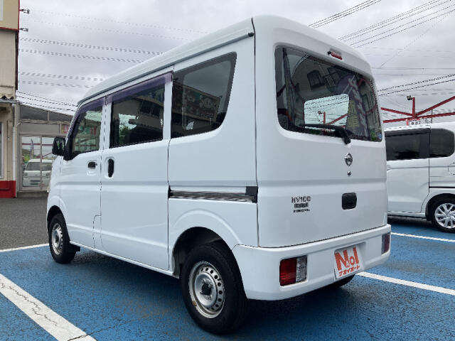 Nissan NV100 Clipper 7