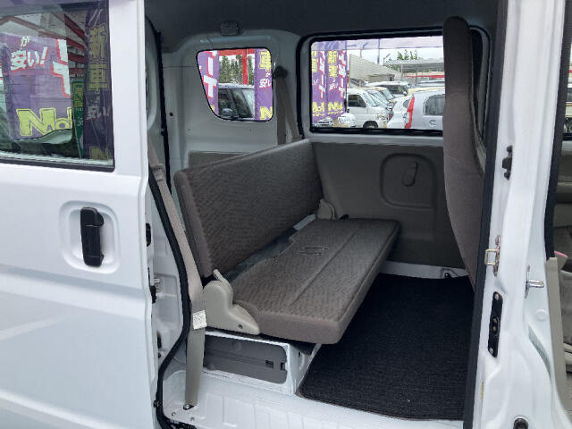 Nissan NV100 Clipper 9