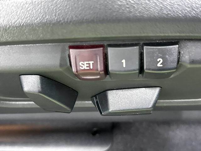 BMW X1 8