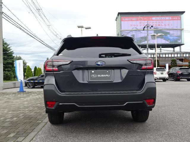 Subaru Legacy Outback 5